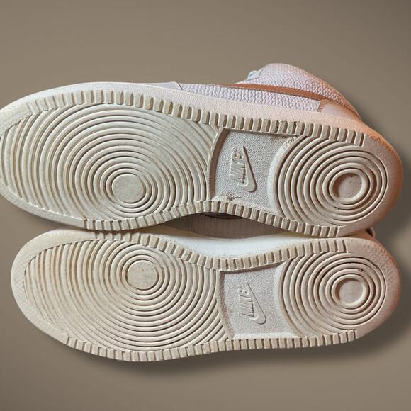 Wmn's 10 NIKE COURT BOROUGH Mid Premium Light Bone Ivory Sneakers 844907-003 EUC - Picture 11 of 12